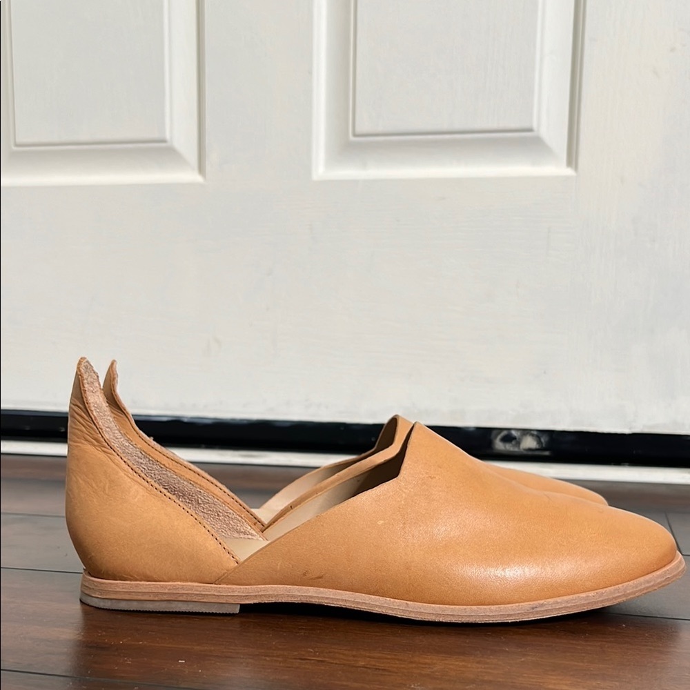 Wal & Pai‎  Women's Auburn Calf Slip On Flats Size 41 Leather Preppy  Minimalist